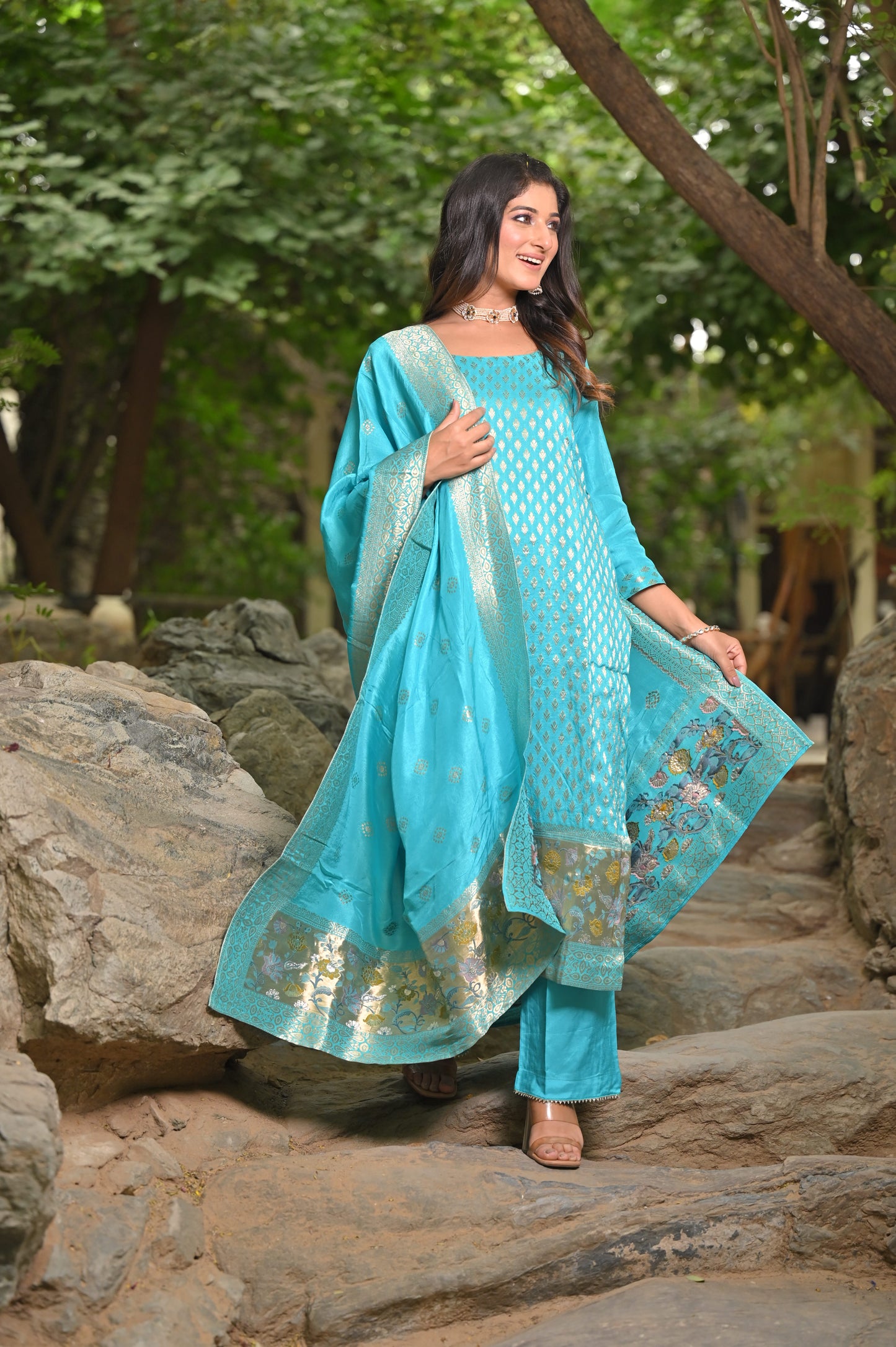 Silken Skyline Jacquard Suit Set