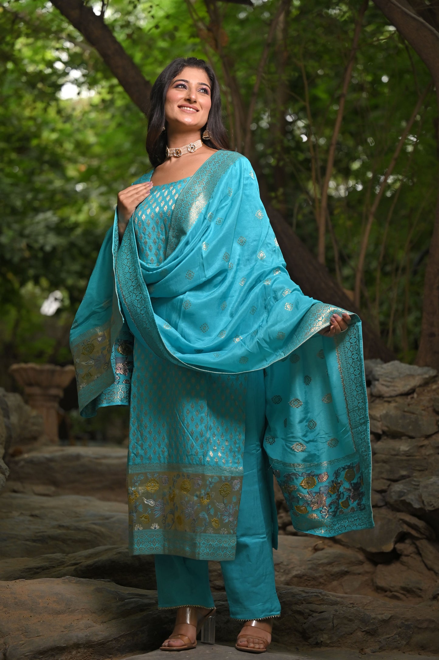 Silken Skyline Jacquard Suit Set