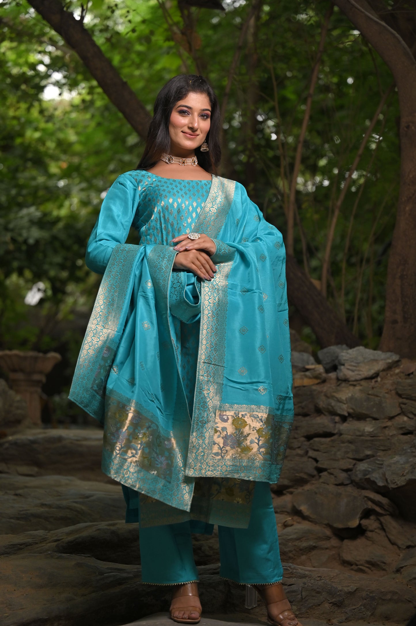 Silken Skyline Jacquard Suit Set
