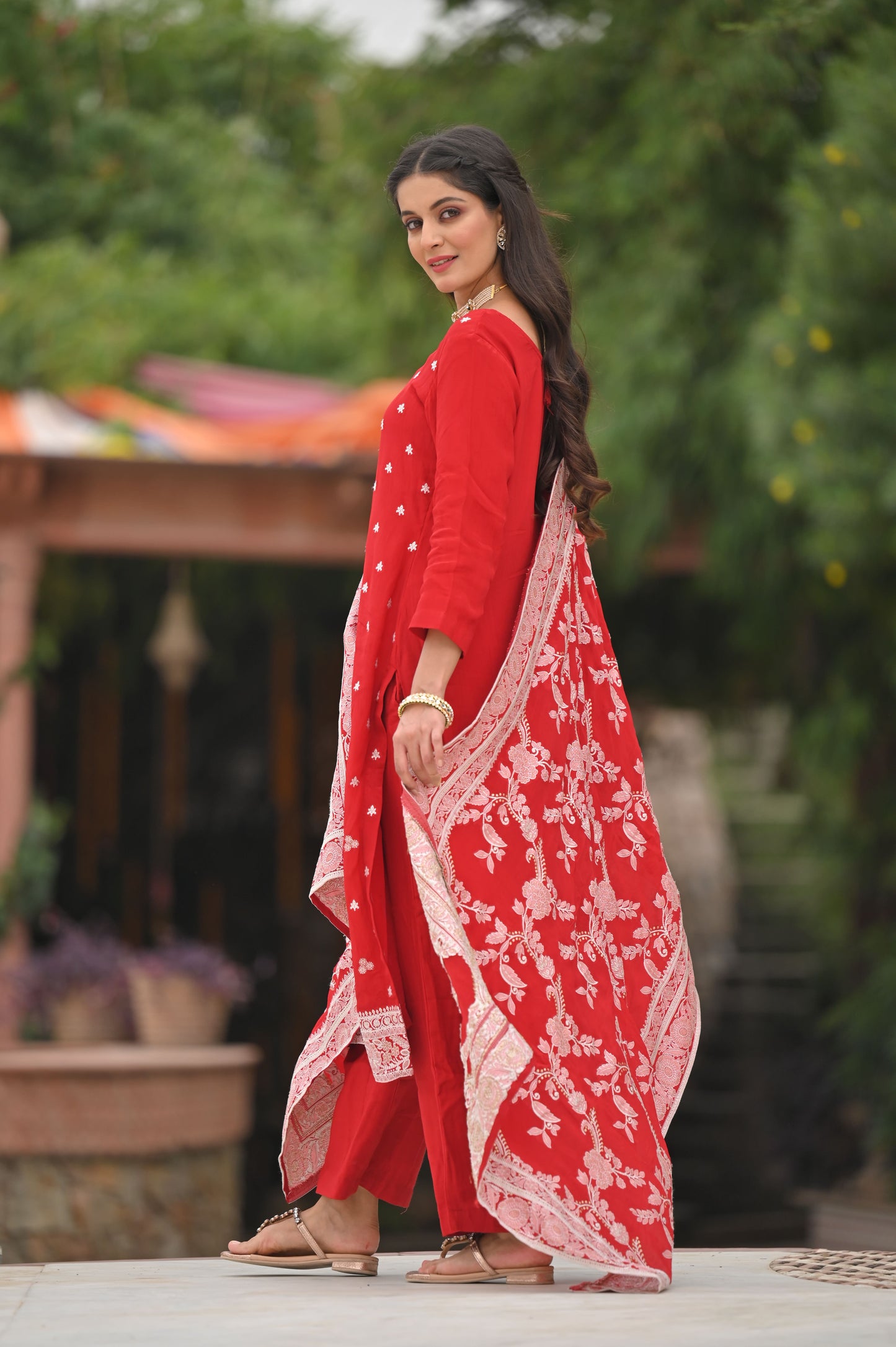 Scarlet Snowfall Crepe Suit Set