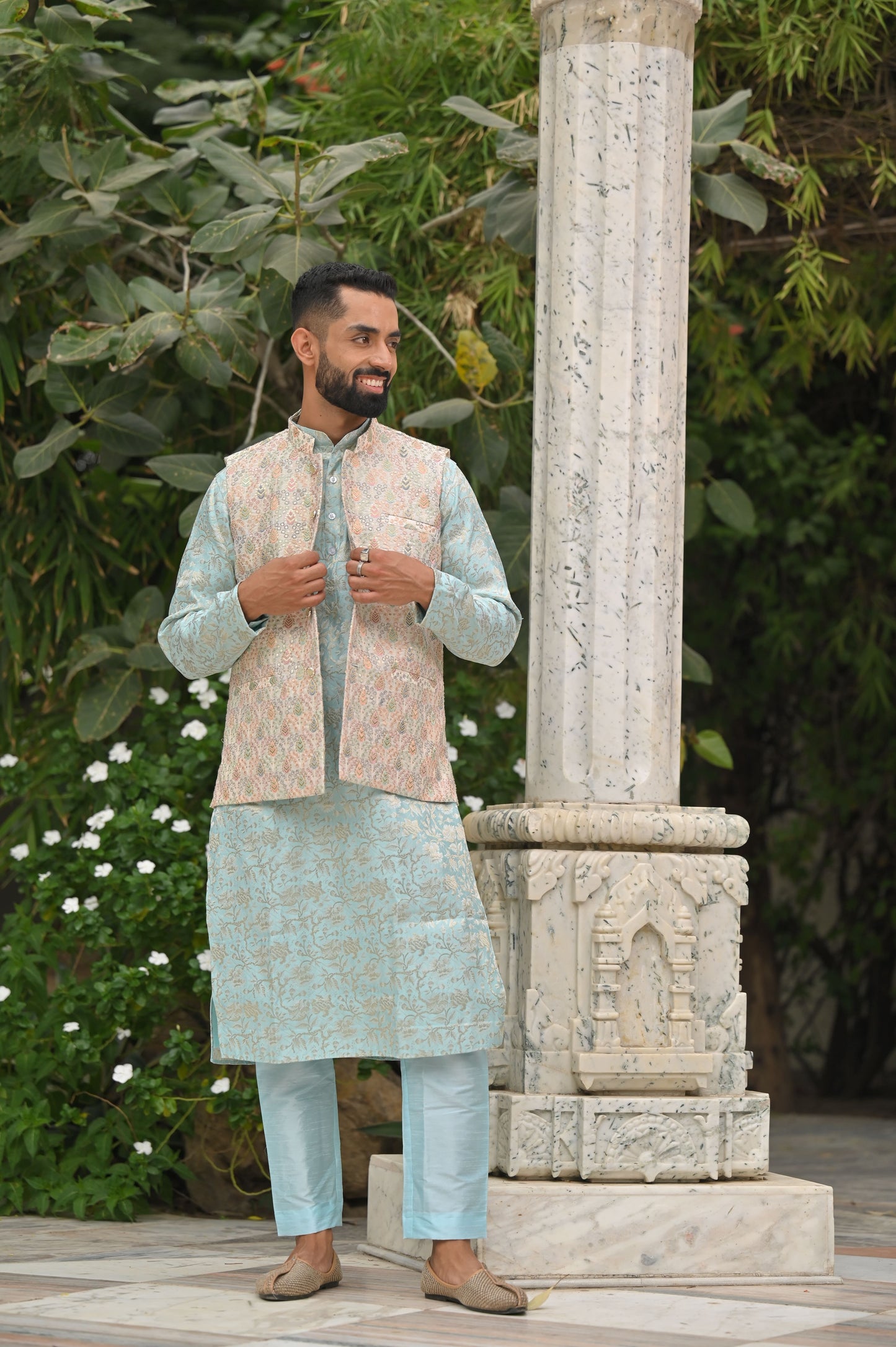 Men's Plus Size Skyline Accent Kurta Vasket Set
