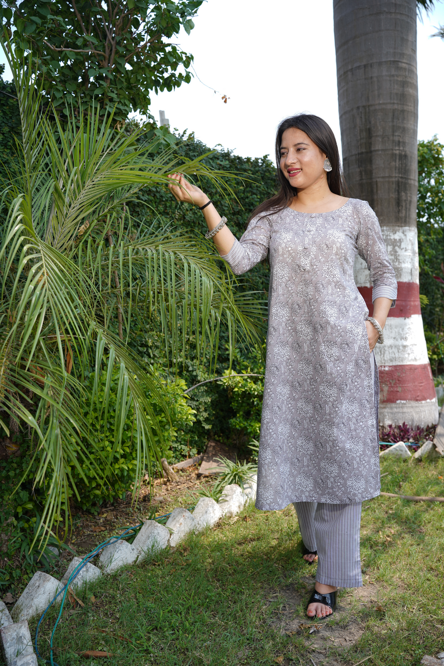 Pearl Grey Bagh Print Kurta Set