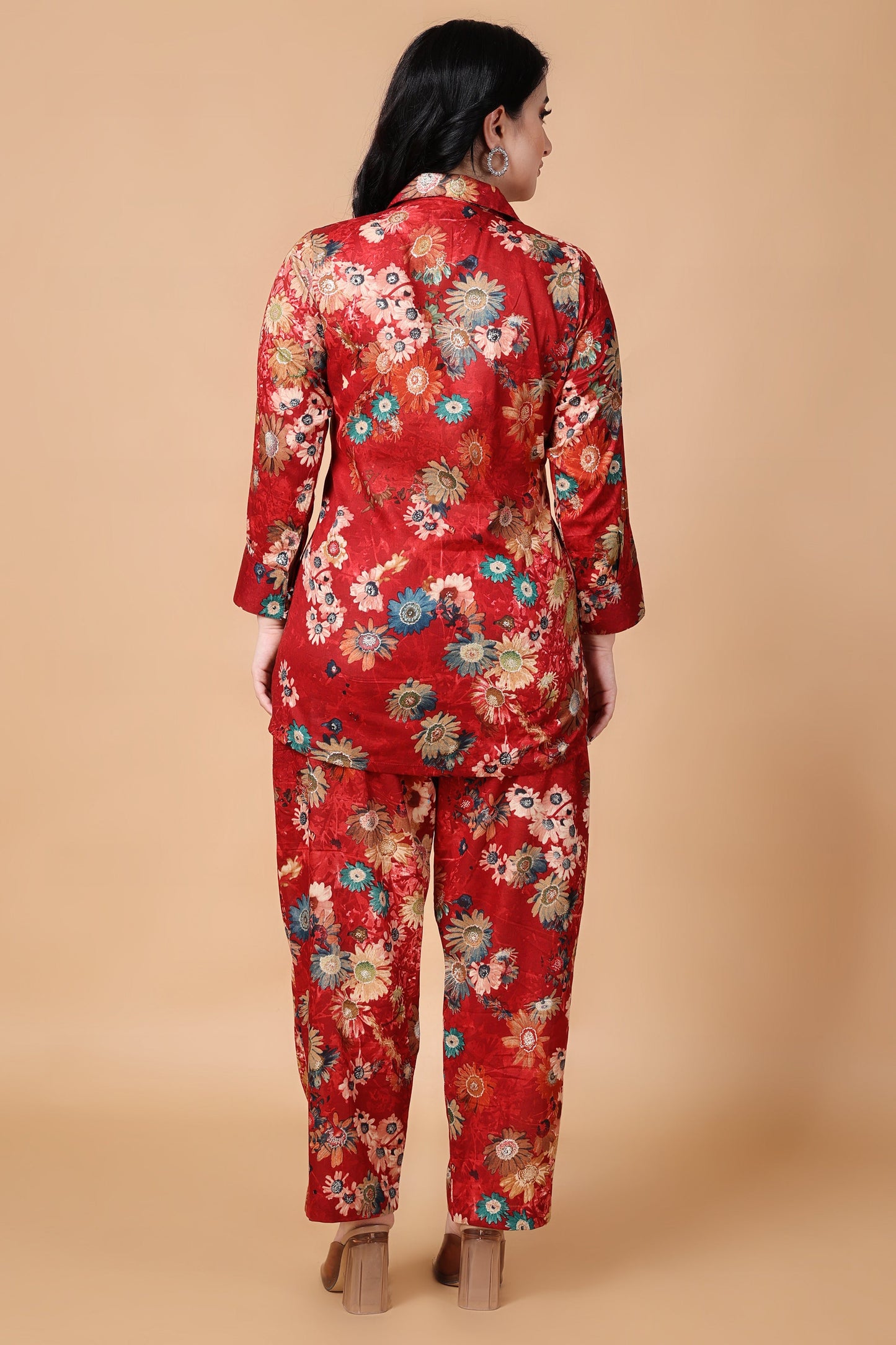 woman Plus Size Rouge Garden Foiled Co-ord Set