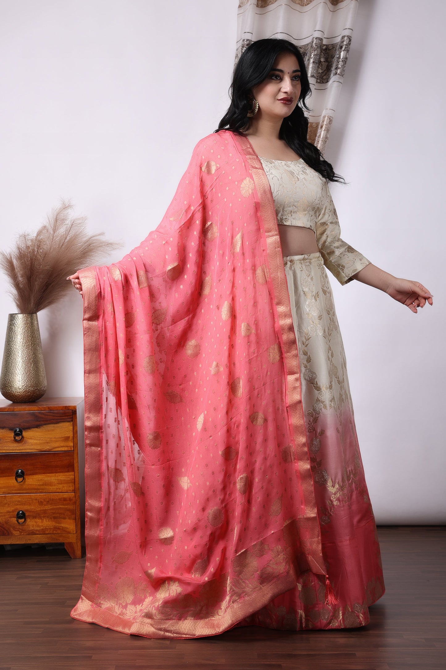 Gulabi Saanjh Banarasi Silk Lehenga