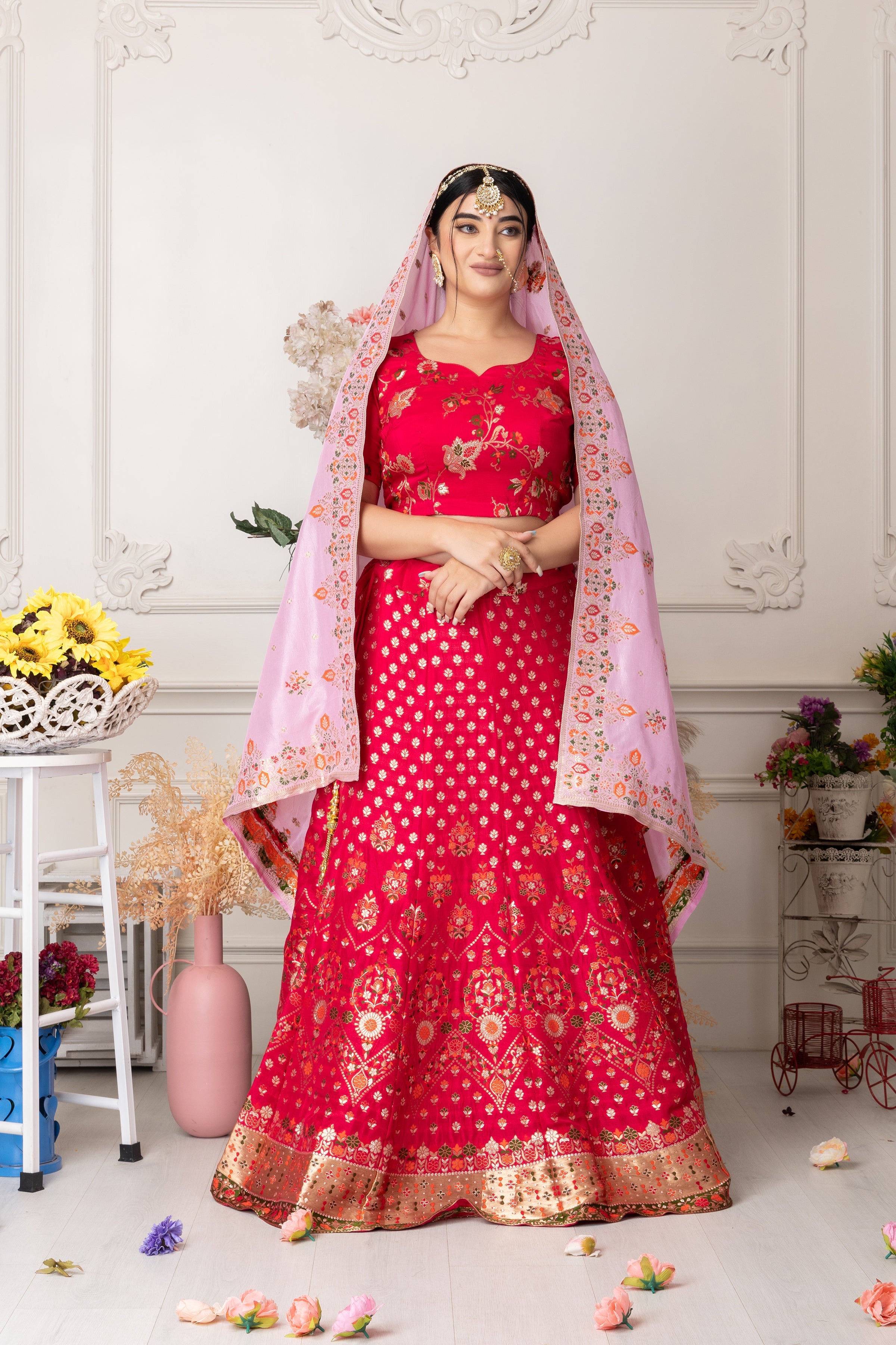 20 Best Plus Size Saree Blouse Designs for Curvy Women | Plus size wedding  outfits, Long blouse designs, Saree designs party wear