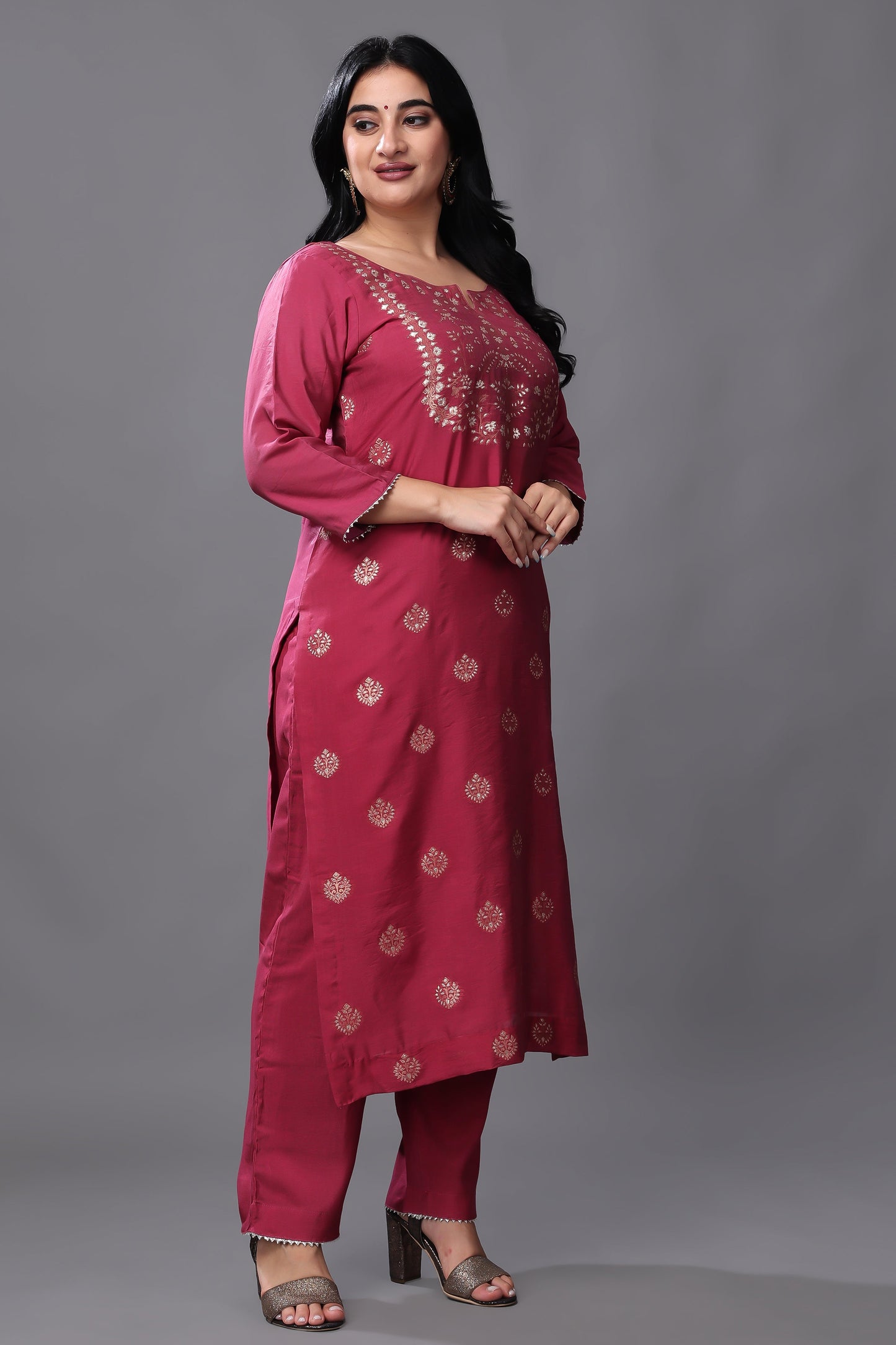 Salwar Kameez For Ladies