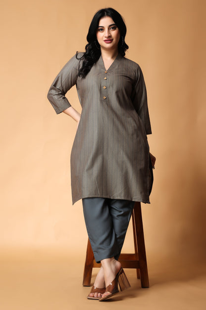 Woman Plus Size Golden Nights Foiled Cotton Kurta